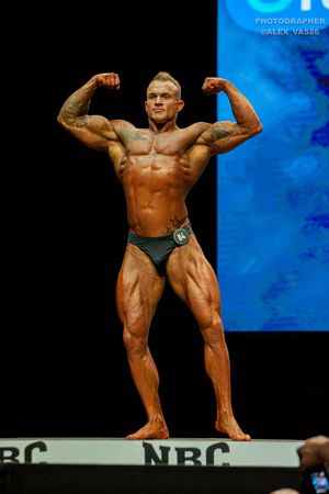 СLASSIC PHYSIQUE НОВИЧКИ
